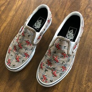 Plaid Floral Embroidery Slip On Vans Size 6.5